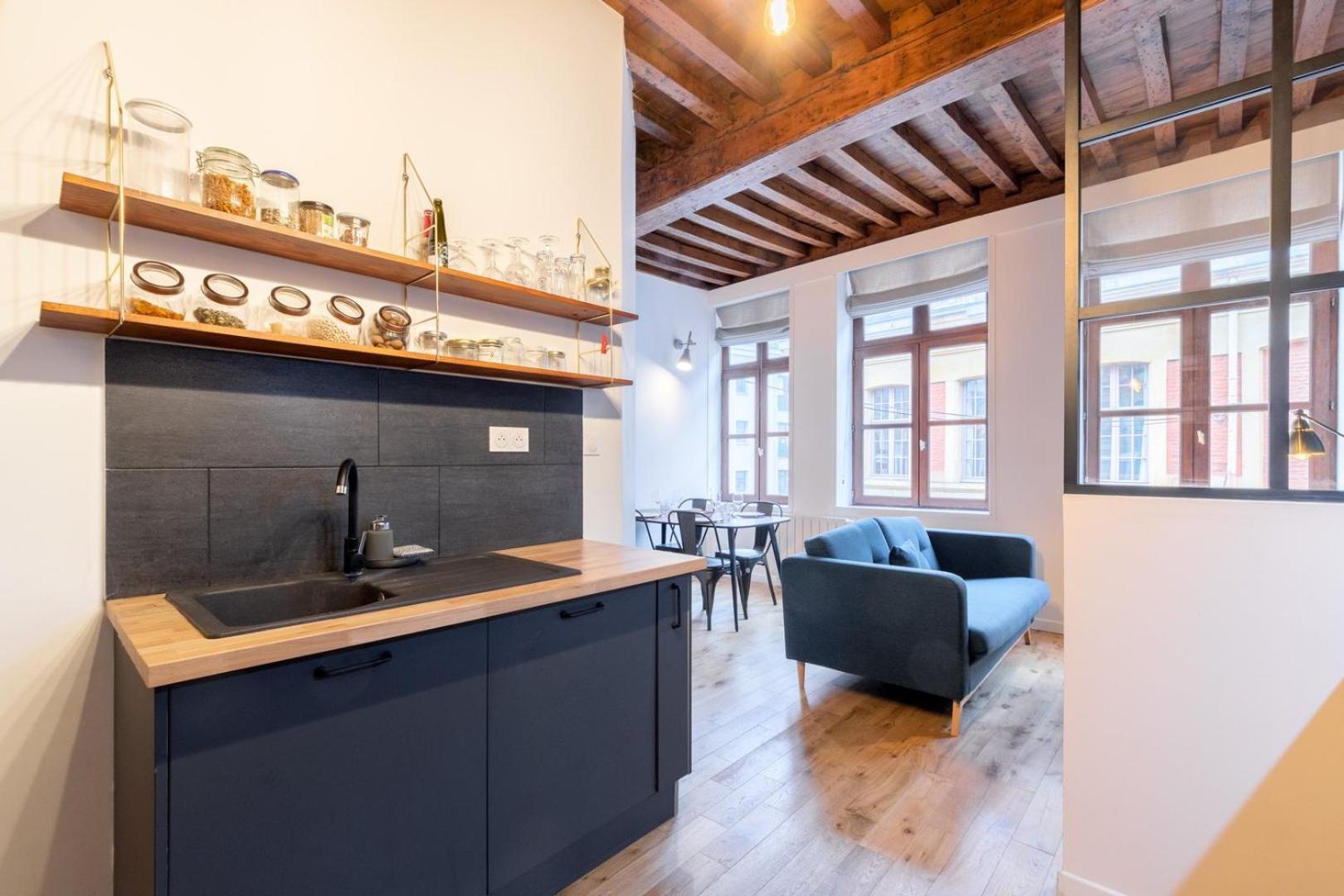 Old Lille Apartment With Cachet Parking Экстерьер фото