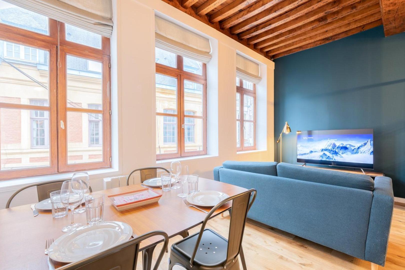 Old Lille Apartment With Cachet Parking Экстерьер фото