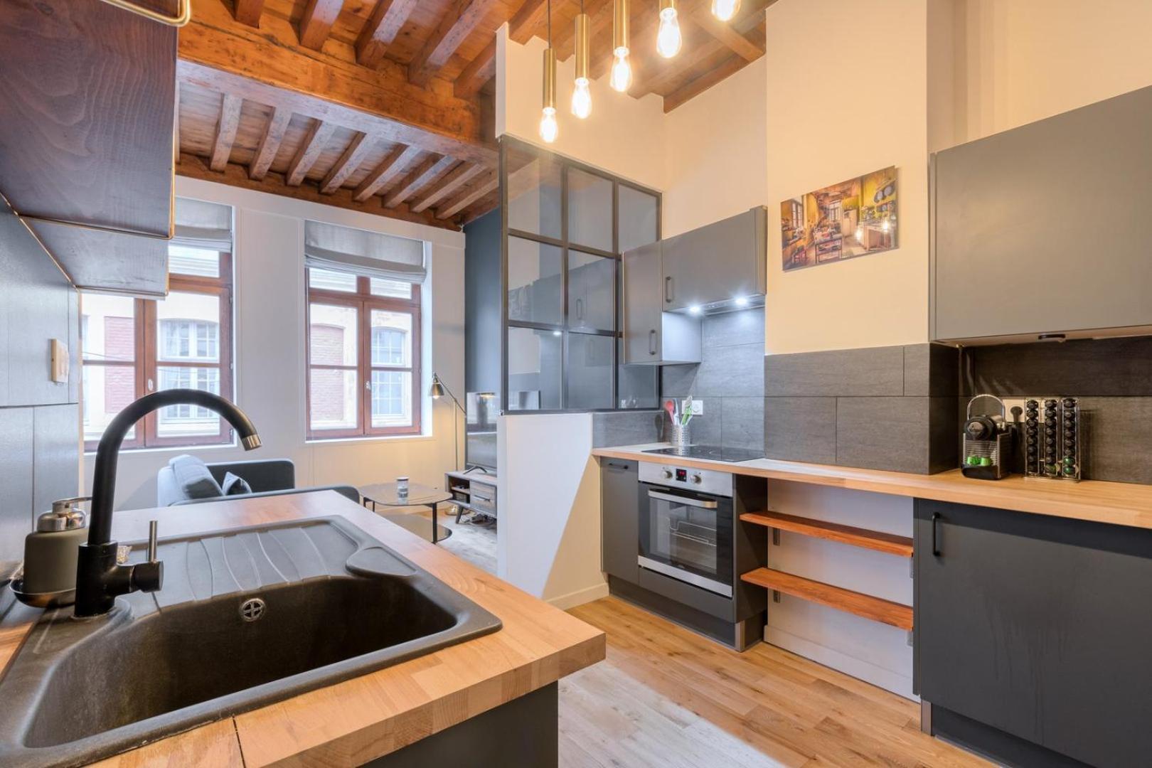 Old Lille Apartment With Cachet Parking Экстерьер фото